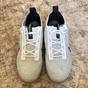 Nike Air Vapor Max 2021 Flyknit Size 7.5